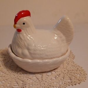 Vintage Japanese White Ceramic Chickewith Red Accent